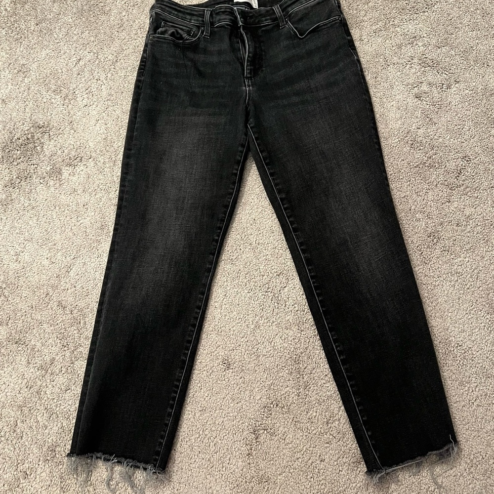 Evereve black ankle length jeans